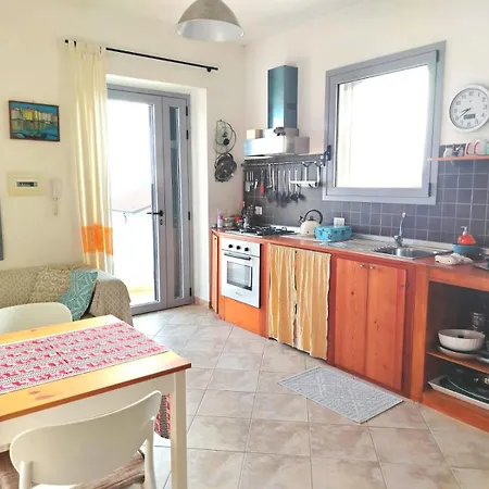 Jana's Flat - Seafront *